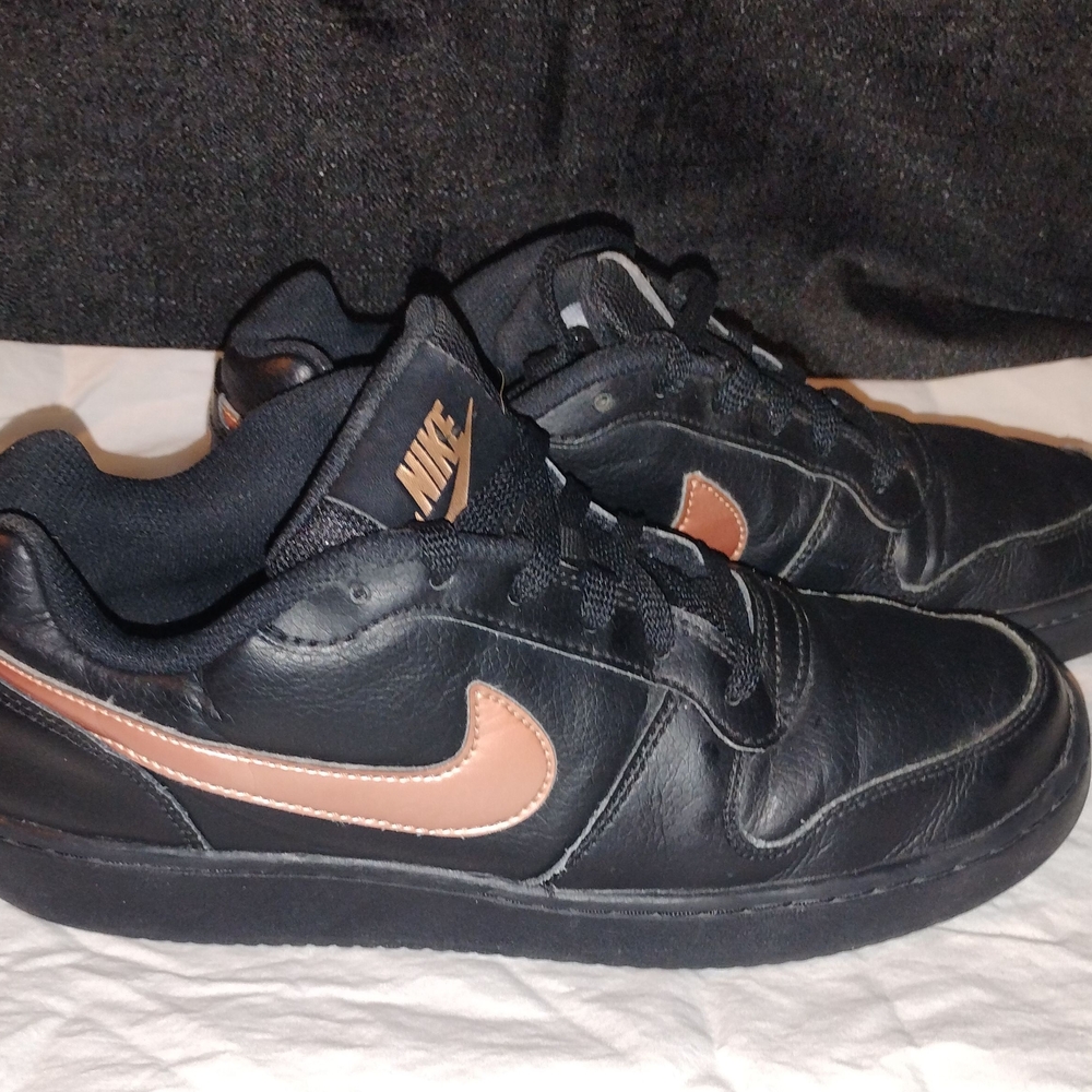 Nike Black and Tan Men's Sneakers